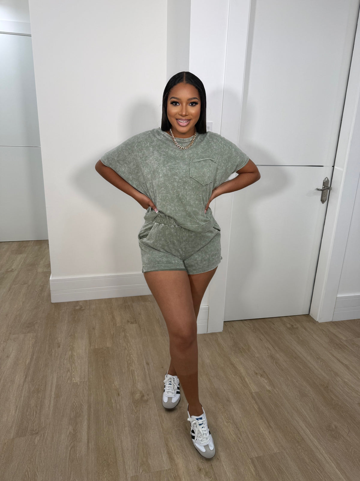 Acid wash shorts set