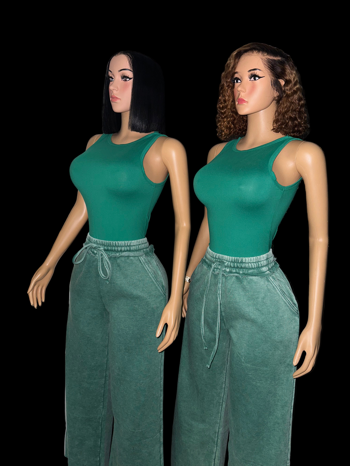 Kelly green sweat pants set
