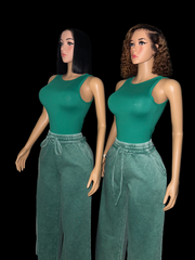 Kelly green sweat pants set
