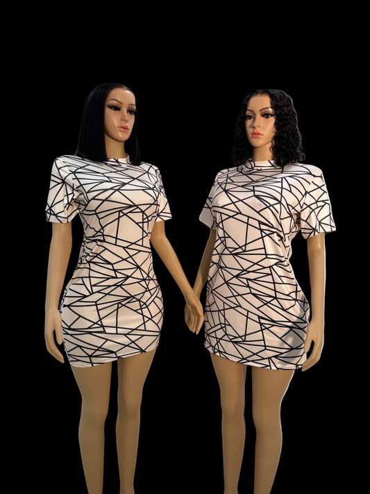 Abstract print t shirt dress